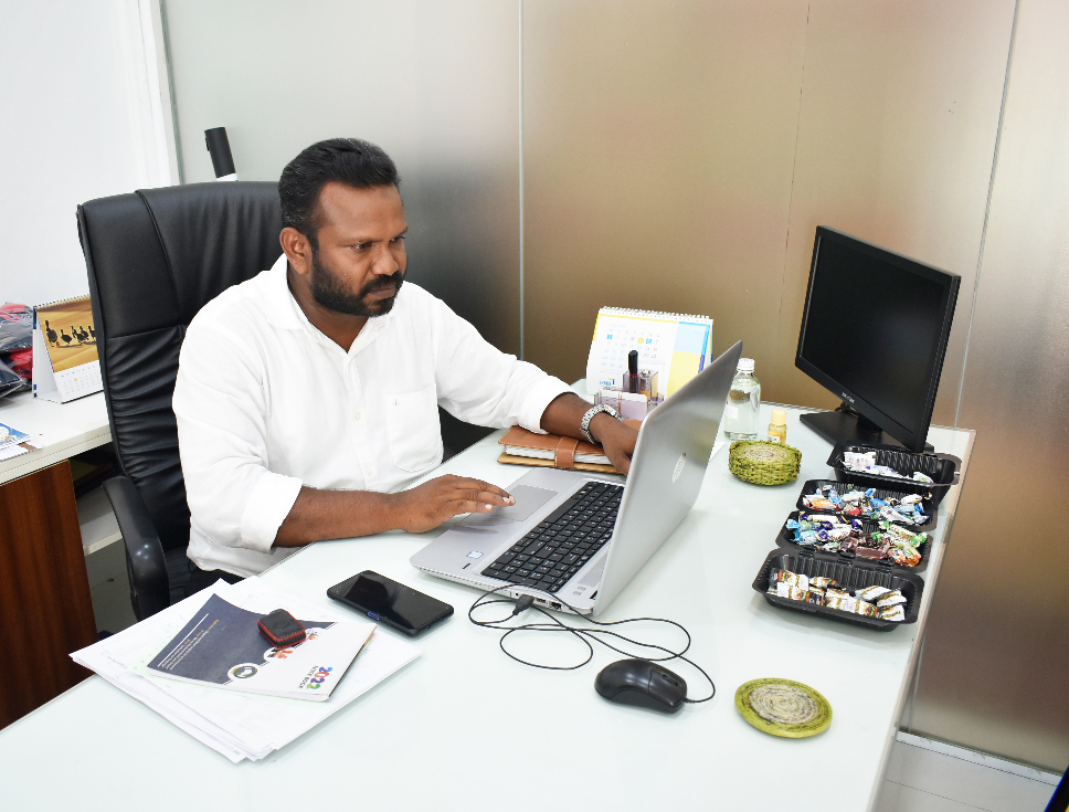 CEO of Hilmas Lanka, Mr Ilyas
